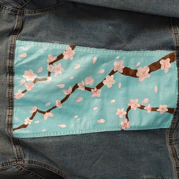 NWT Suko Jeans Cropped Jean Jacket Hand Painted Medium - Picture 4 of 16